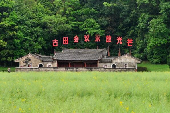 龙岩十大旅游景点 冠豸山上榜，第九是著名红色旅游景区