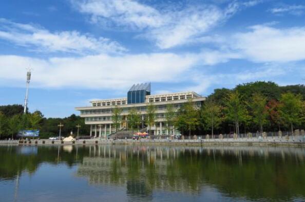 河南十大最美大学 郑州大学上榜，河南大学位列第一