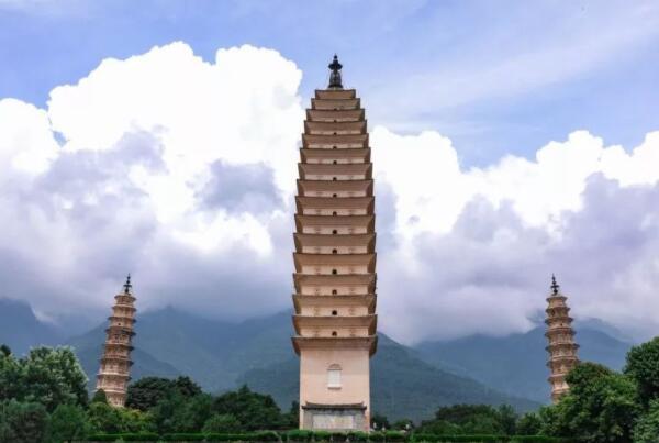 中国最高的十大古建筑排名，雷峰塔上榜，第三被称为天下诗文第一楼