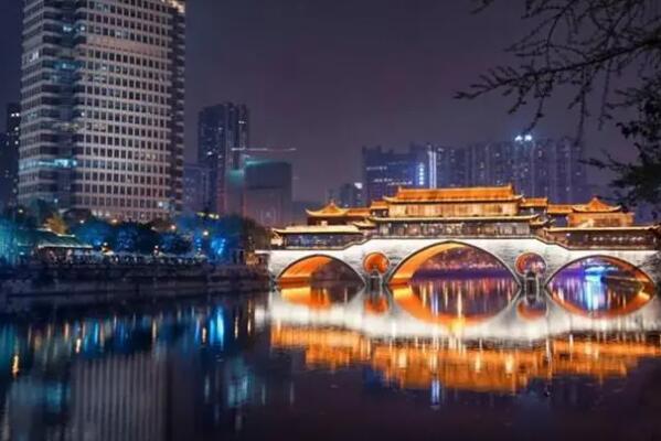 餐饮收入最高的十大省市区，山东上榜，河北成前十唯一增长省份