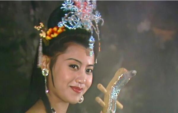 西游记中最具代表性的十大女妖，第四居住在火焰山，第一是一堆白骨