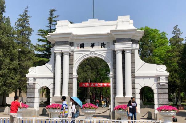 中国十大名校排行榜，第二名北京大学，第一名中国人都知道