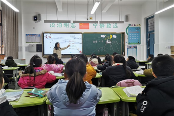 泰安市公立小学排名榜 泰安市北实小上榜泰安市渝北楼小学环境优美