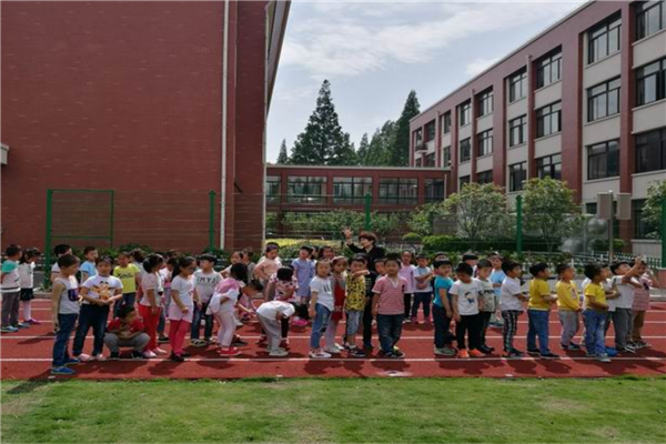 济南市公立小学排名榜 济南市胜利大街小学上榜第一设备一流