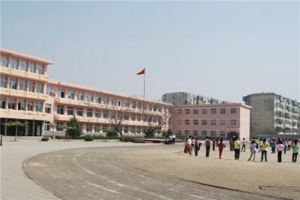 平凉市公立小学排名榜 平凉市独店中心小学上榜第一增加活动