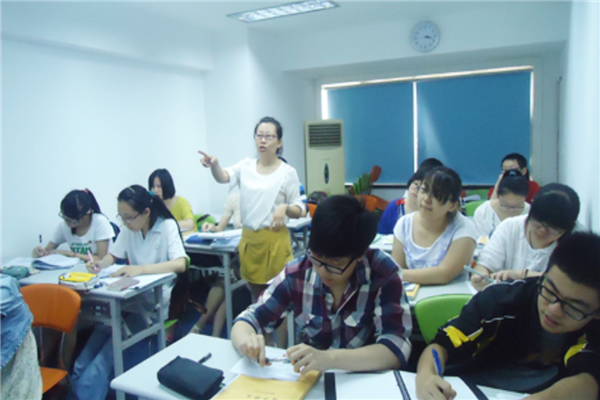 汕尾市十大教育培训机构排名 汕尾市蓝天外语培训学校上榜