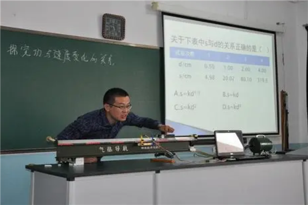 康定十大高中排行榜 康定第一中学上榜教学成果显著