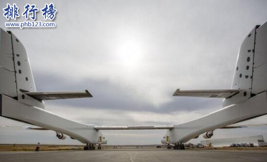 ​全球翼展最大飞机Stratolaunch：重226吨 可运送火箭