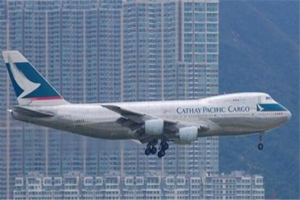 世界十大运输机 A400M运输机上榜,安225运输机能载250吨的货物