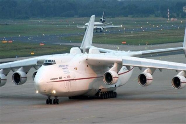 世界十大运输机 A400M运输机上榜,安225运输机能载250吨的货物