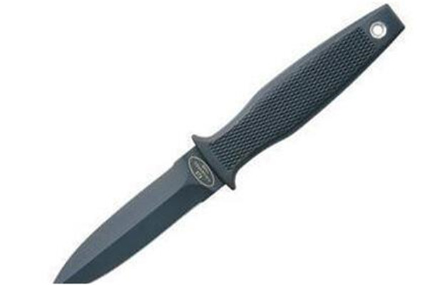 世界最好的十大军刀 fallknivenmc1刀锋力惊人,榜首堪称完美