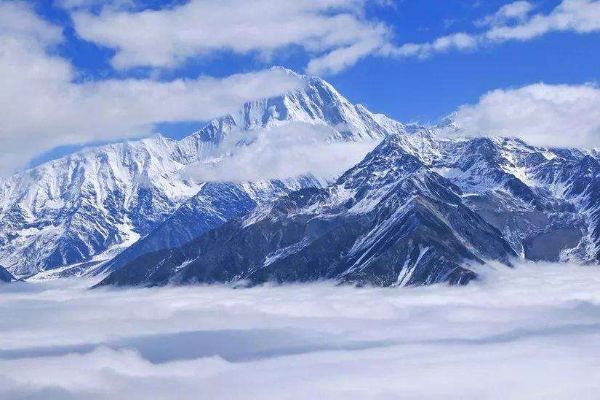 中国境内十大最高山峰 太白山上榜仅第八珠穆朗玛峰第一