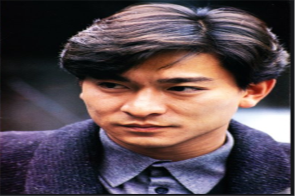 香港十大著名男歌手排行榜：谭咏麟上榜，他是流行音乐的教父