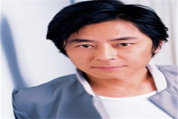 台湾十大知名男歌手：费玉清上榜，他的歌声饱含深情