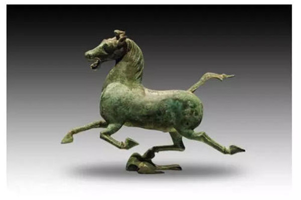 中国十大古文物排行榜：司母戊鼎第二，第三传世名画