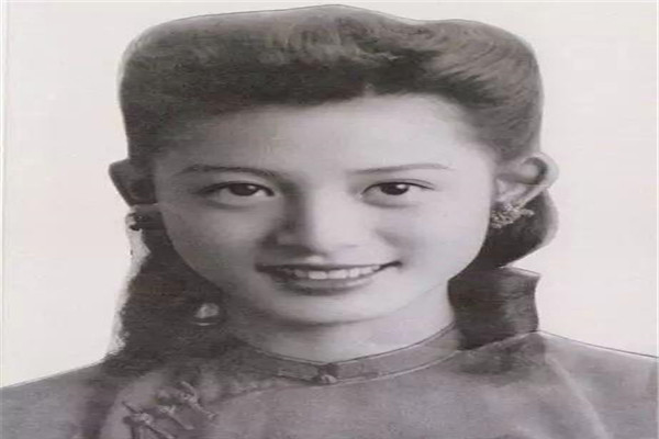 公认民国十大美女排行榜：周旋第2 第1是金庸的梦中情人