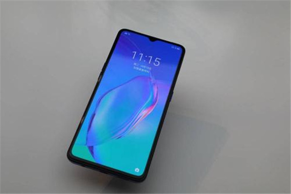 超长待机手机排行榜：红米上榜多款 Realme V5第三