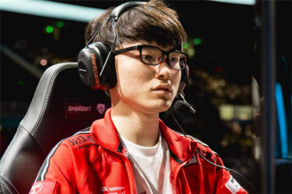 lol官方顶级选手排行榜：JackeyLove上榜，第六被称为大魔王