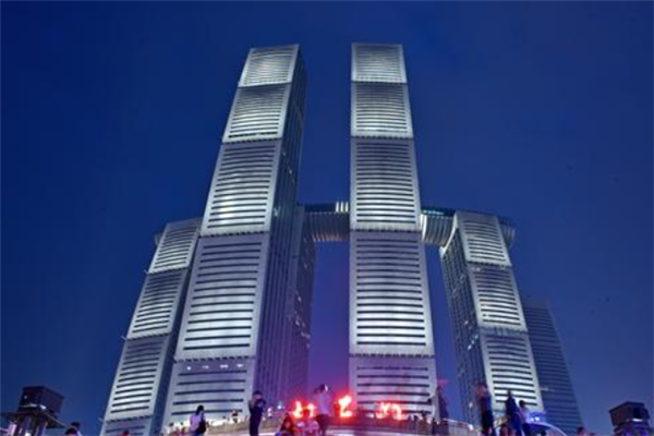 中国十大卫视排行榜：东方卫视上榜，第九被网友评价“土”