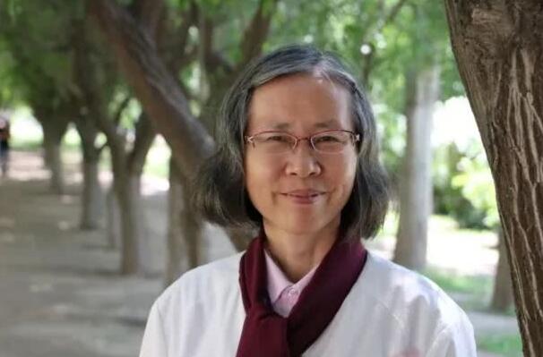 中国十大女作家 冰心排名第四,第一是大才女