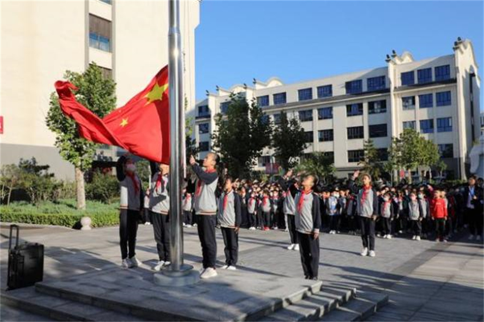 国旗杆高度 新中国成立时天安门广场国旗旗杆的设计者是谁