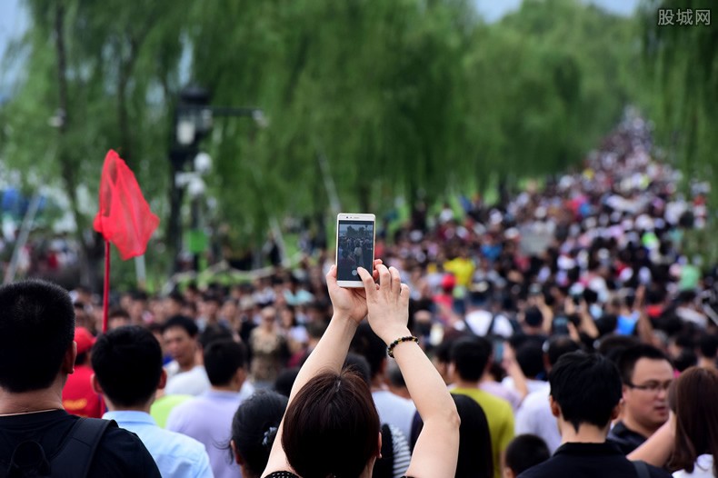 报复性旅游