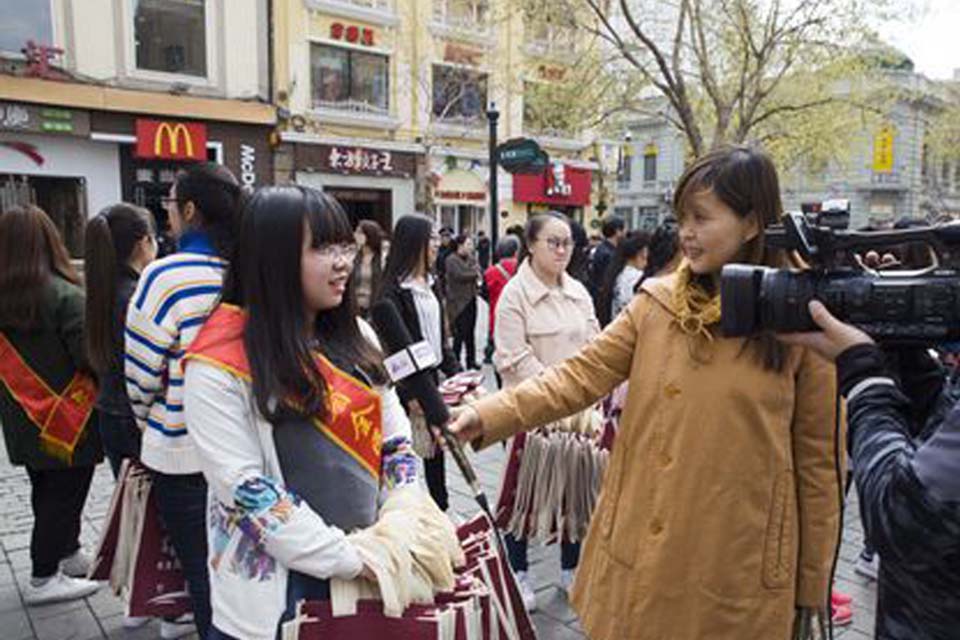 怎么联系当地媒体记者 联系当地媒体记者要钱吗