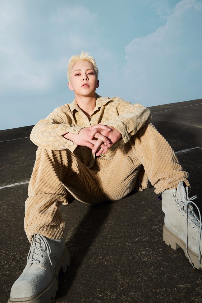 EXO成员XIUMIN迷你专辑收录曲与NCT成员MARK合作