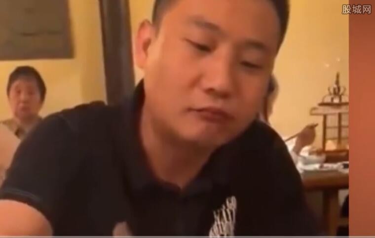 女子和丈夫相见