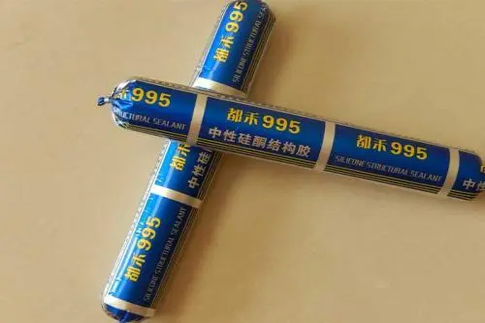粘塑料件用什么胶最坚固 粘塑料件可以用502吗