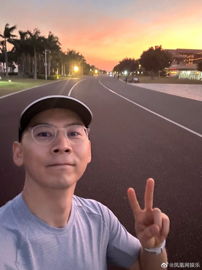 王一博眼睛里藏摄影师 许闯是何许人也？
