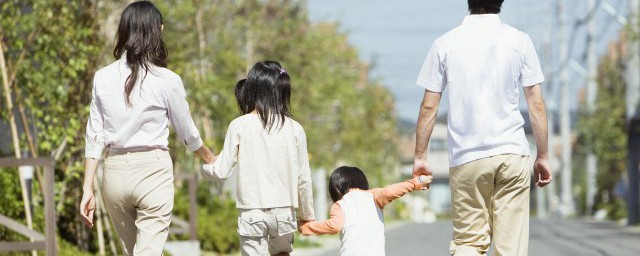 立冬晚上适合小孩散步吗 立冬晚上小孩可以散步吗