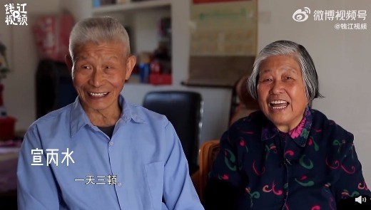 好人一生平安！夫妻帮离世邻居照顾残障儿子41年