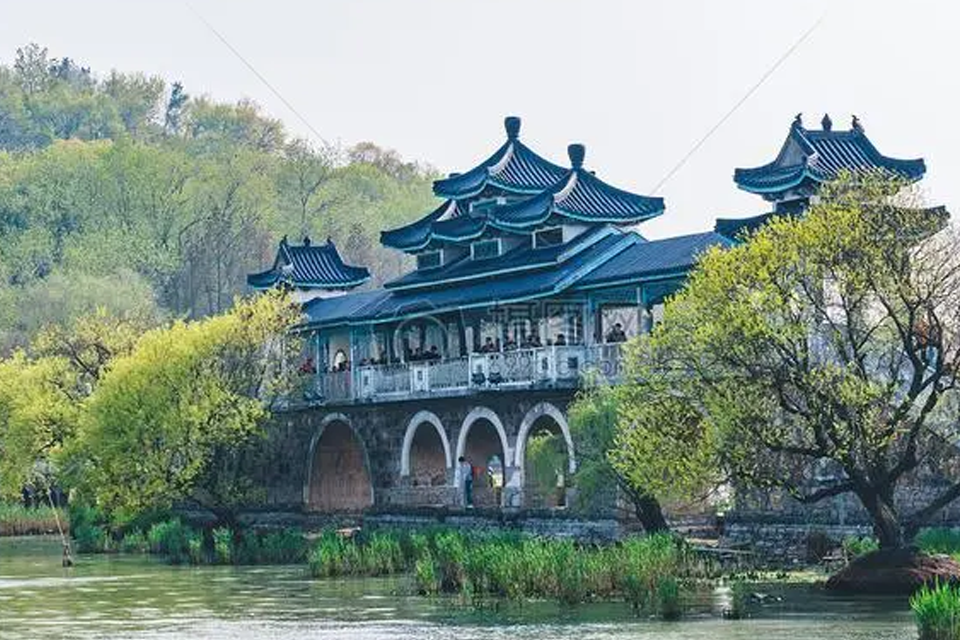 无锡多大面积 无锡有哪些旅游景点
