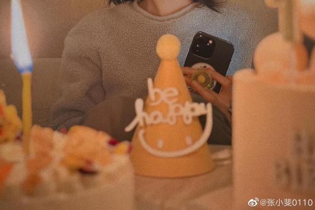 好羡慕！贾玲为张小斐庆生 两人互相陪伴共同成长