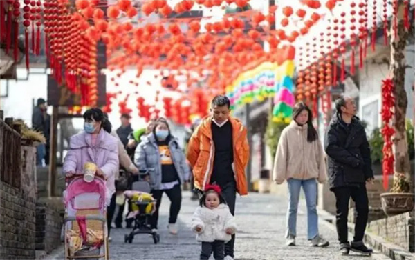 旅游稳步复苏