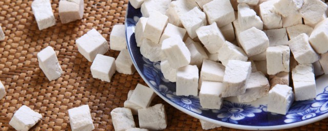 茯苓粉能生吃吗 生茯苓粉可以直接吃吗